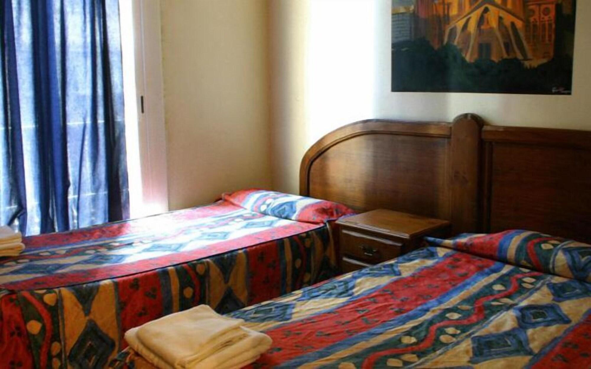 Hostal Eden Barcelona Bagian luar foto