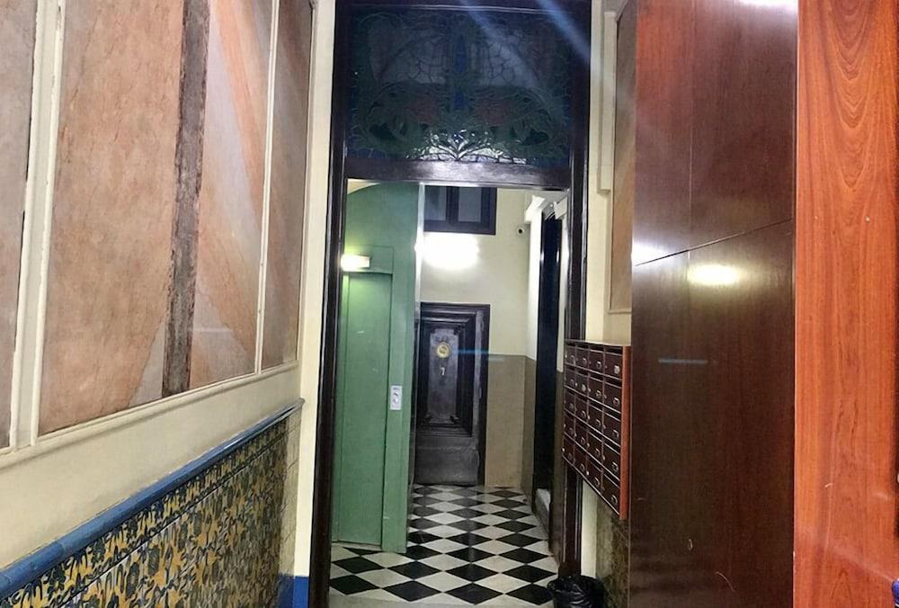 Hostal Eden Barcelona Bagian luar foto