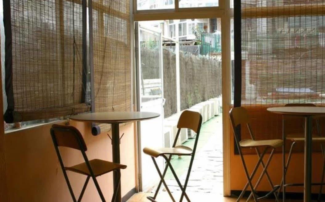Hostal Eden Barcelona Bagian luar foto